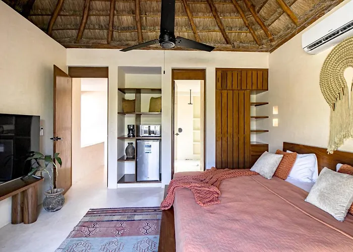@ Mestiza, 307b * Tulum